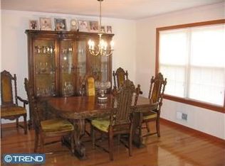 10 Patricks Mill Ct, Sicklerville, NJ 08081