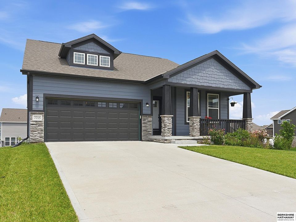 1st image of 7715 S 184th Ave
