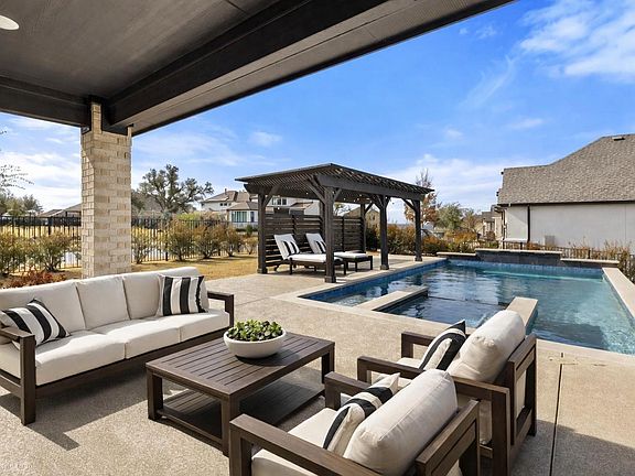 2nd image of 1113 Siena Sunset Rd