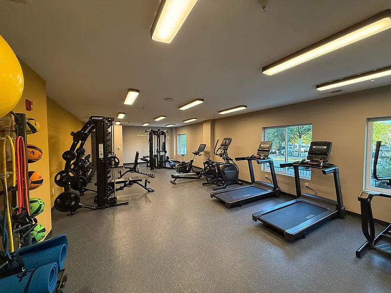 4UP Luxury Apartments — Photo 6