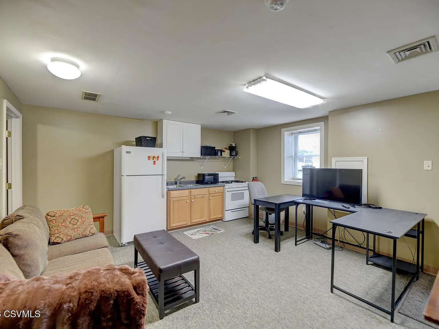 1 bed, 418 sqft, $1,200 — Photo 3