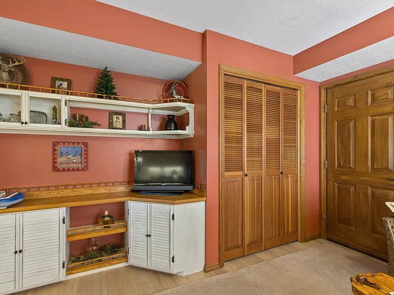 107 Gallatin Dr #B — Photo 6
