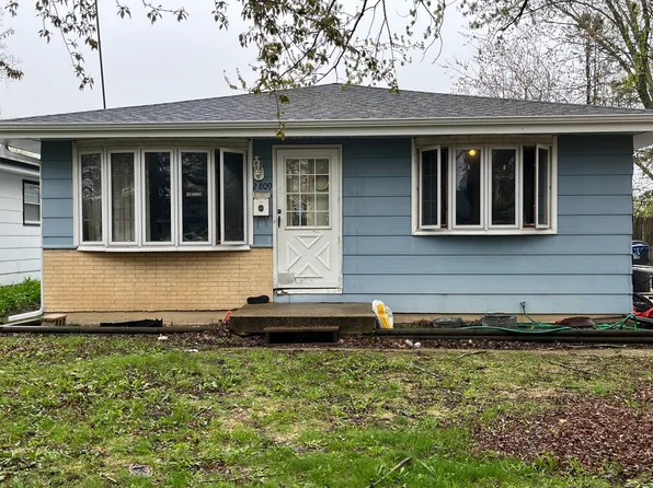 2809 Gilead Ave, Zion, IL 60099