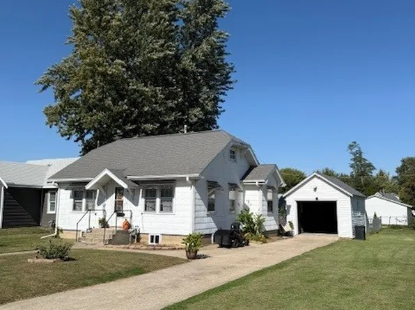 610 Union St, Marshalltown, IA 50158