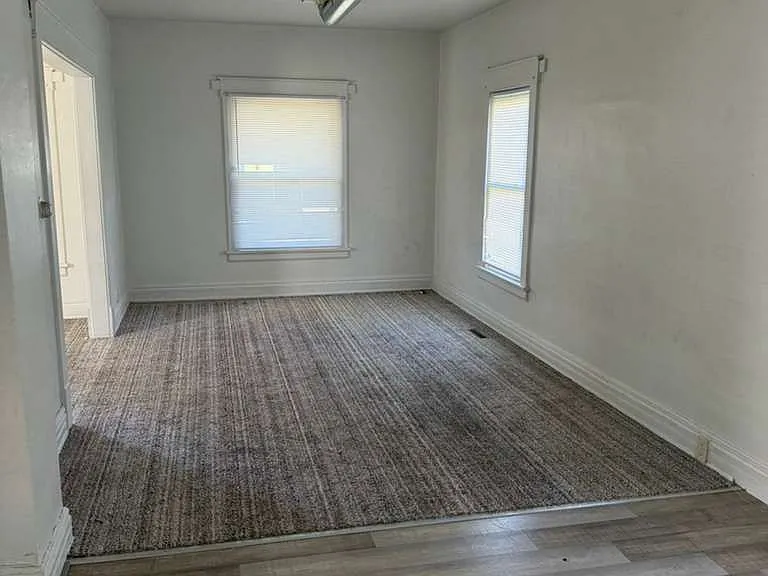 1129 Horace St — Photo 4