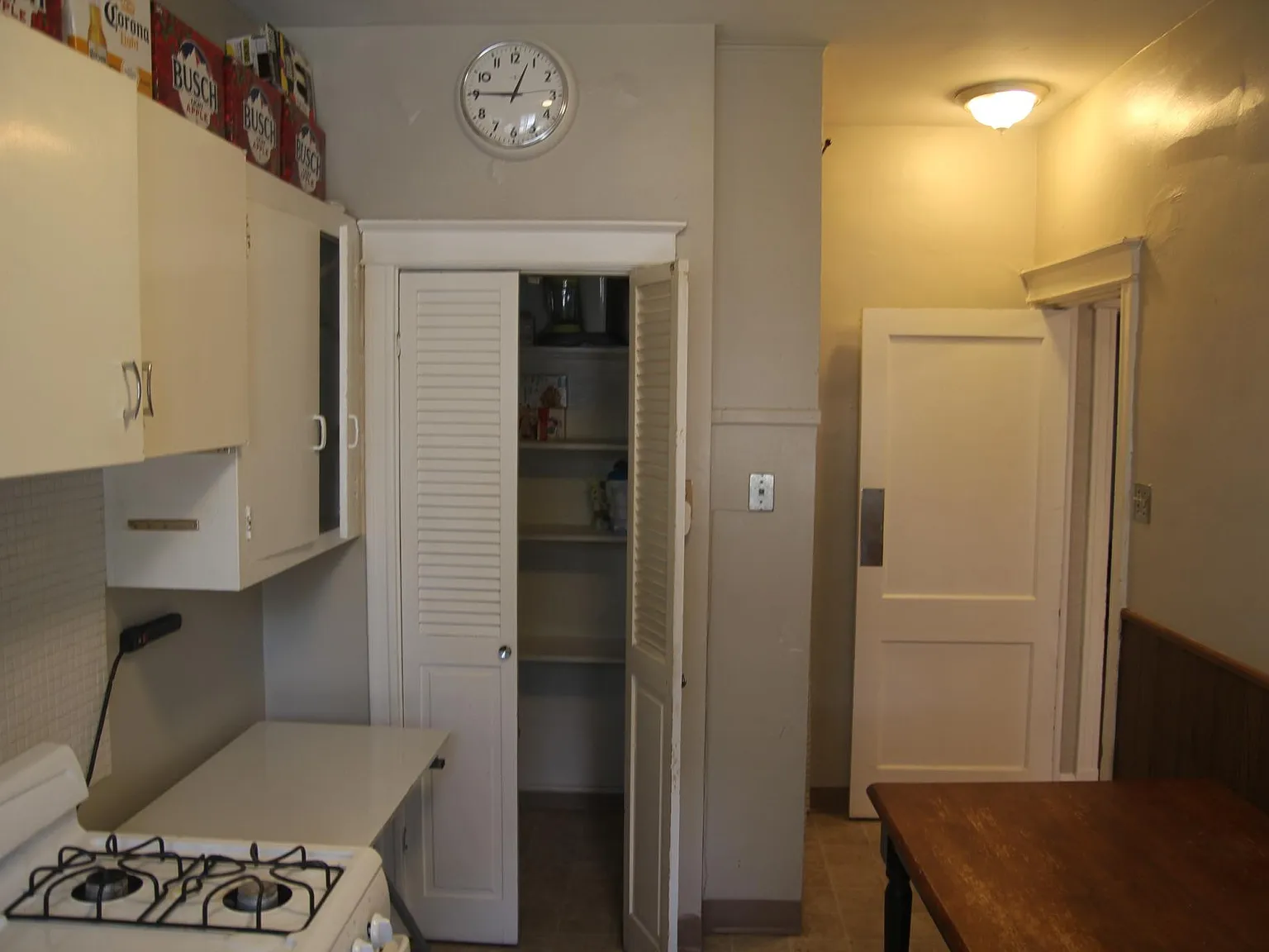 3 bed, 1744 sqft, $2,500 — Photo 3