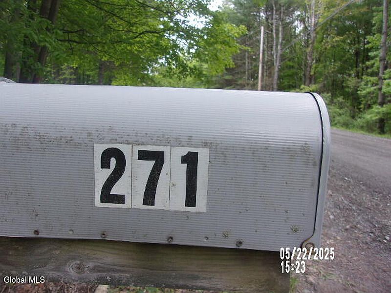 3rd image of 271 Hickey Road
