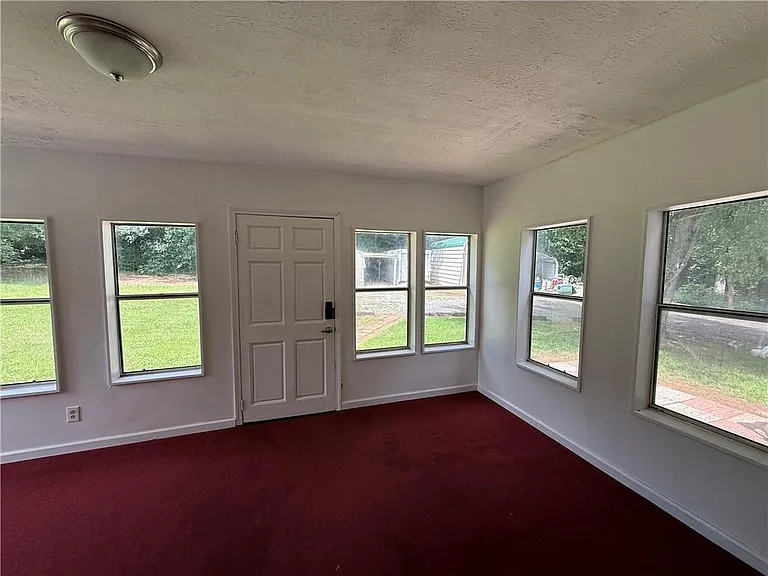 6271 Mountain Ct SE — Photo 11