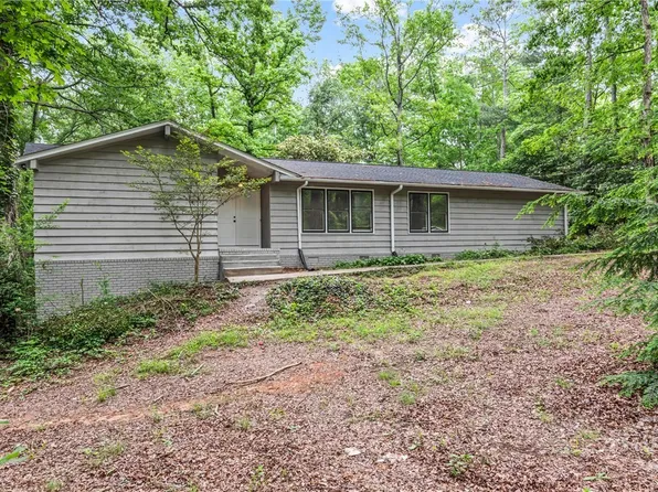 310 Weatherly Woods Dr, Winterville, GA 30683