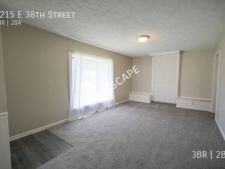1215 E 38th St — Photo 2