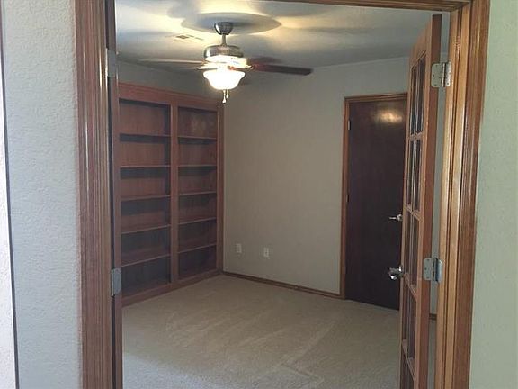 4th image of 2213 SW 135th Pl