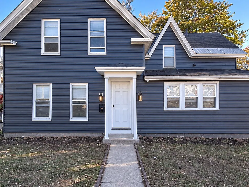 351 Laurel St