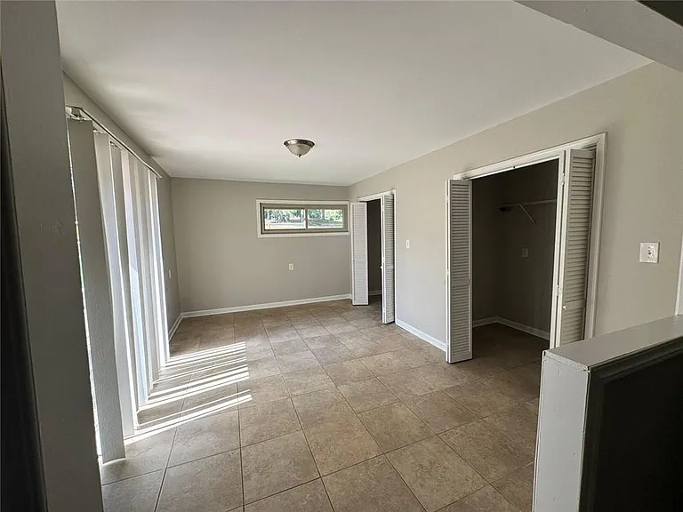 803 Santa Fe Trl — Photo 15