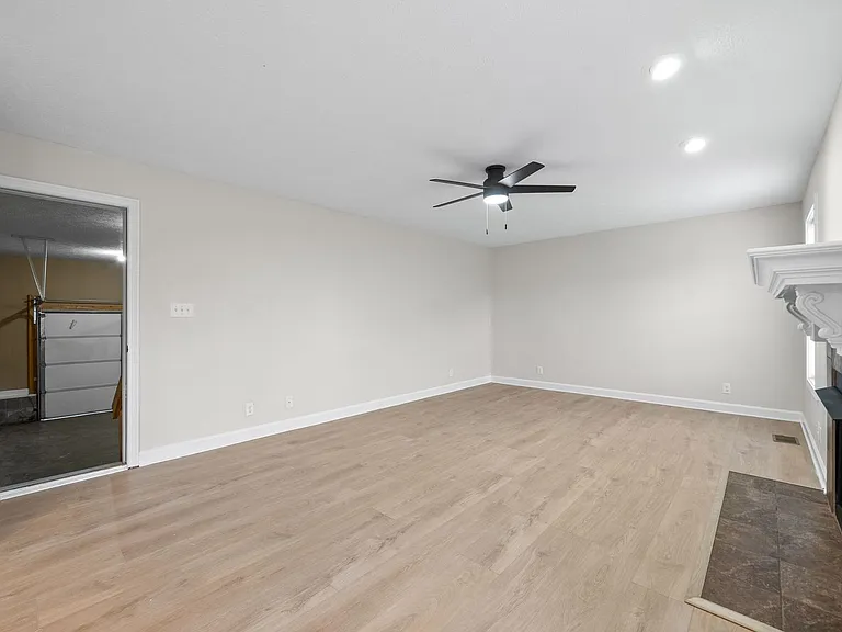 1282 Eagles View Dr — Photo 11