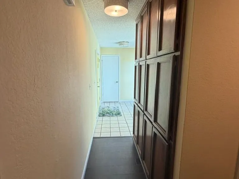 7821 Magnolia Ave — Photo 22