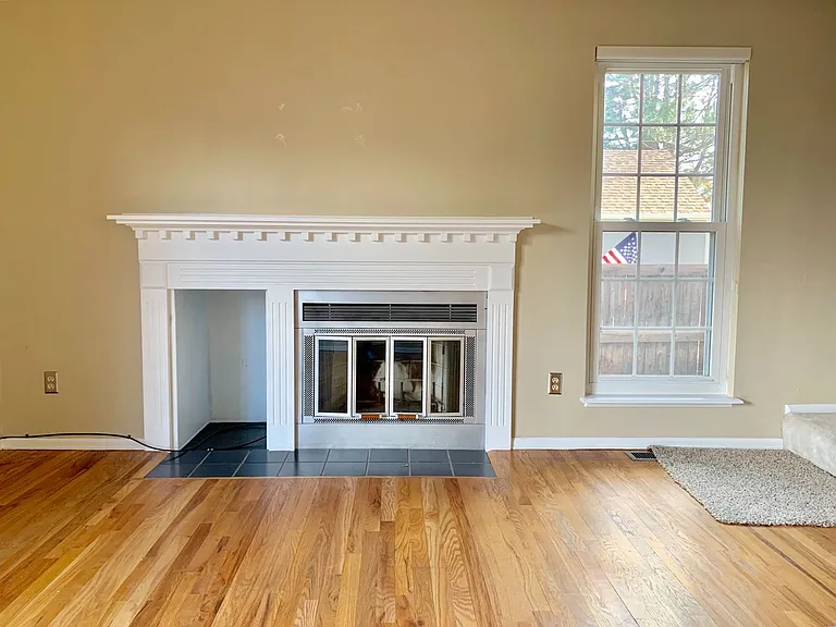 543 W Sycamore Cir — Photo 3