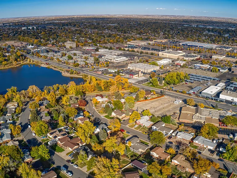 Enjoy easy access to the best that Thornton has to offer including a short drive to Downtown Denver.