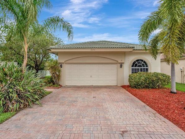 4095 Sea Mist Way