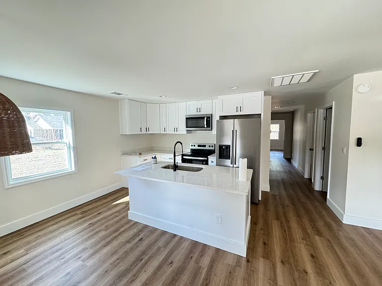 515 Samuel Smalls Sr Ave — Photo 4