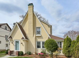 258 N Pleasant Ave, Ridgewood, NJ 07450