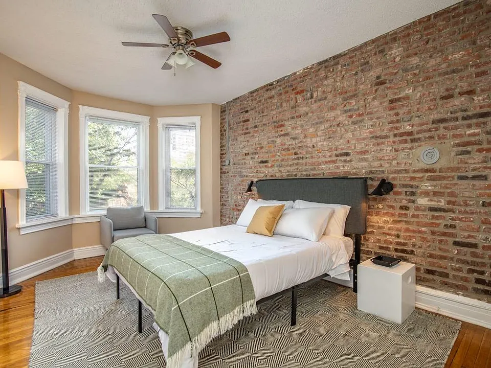 Lyndon Apartment