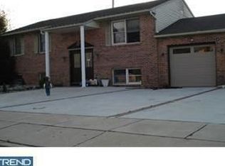 100 Crestview Dr, Deptford, NJ 08096