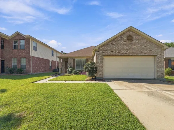 21911 Willow Shadows Dr, Tomball, TX 77375