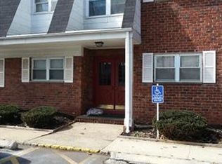 24-6 Woodedge Ave, Edison, NJ 08817