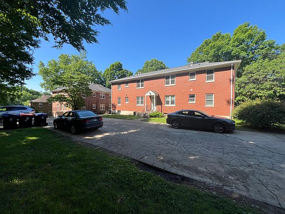 3rd image of 315 Ridgedale Rd APT 2