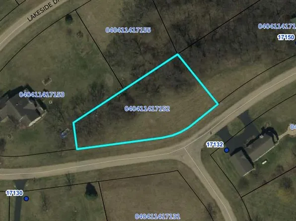 17-152 Edgewater Dr, Lanark, IL 61046