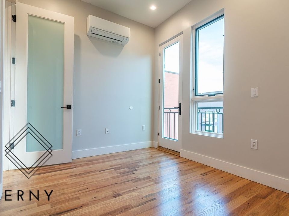 1st image of 48 Jefferson St #3A