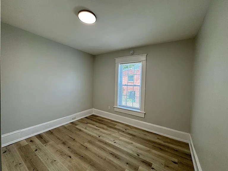 818 S Benbow Rd — Photo 10