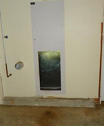 Automatic Dog Door to fenced