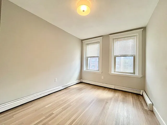 28 Ransom Rd — Photo 8