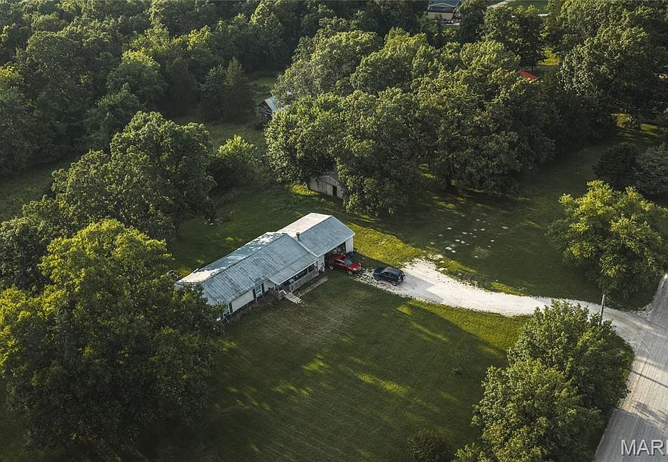 1st image of 22643 Abrolat Rd