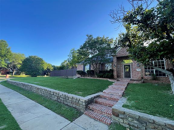 5th image of 1829 Trail Ridge Ln