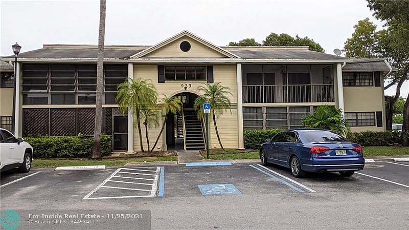 1st image of 933 NE 199th St APT 206
