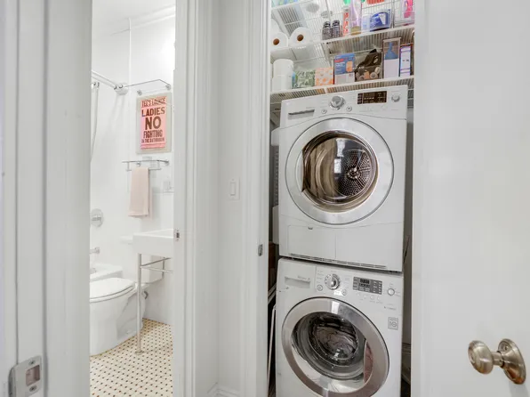 24-75 38th Street image 10 of 15