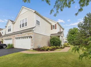 6700 Slate Dr Unit 6700, Carpentersville, IL 60110