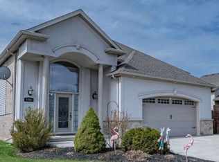 5761 Ironwood St, Niagara Falls, ON L2H 0G4
