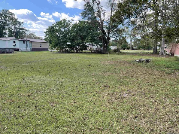 3 Lee St, Maringouin, LA 70757