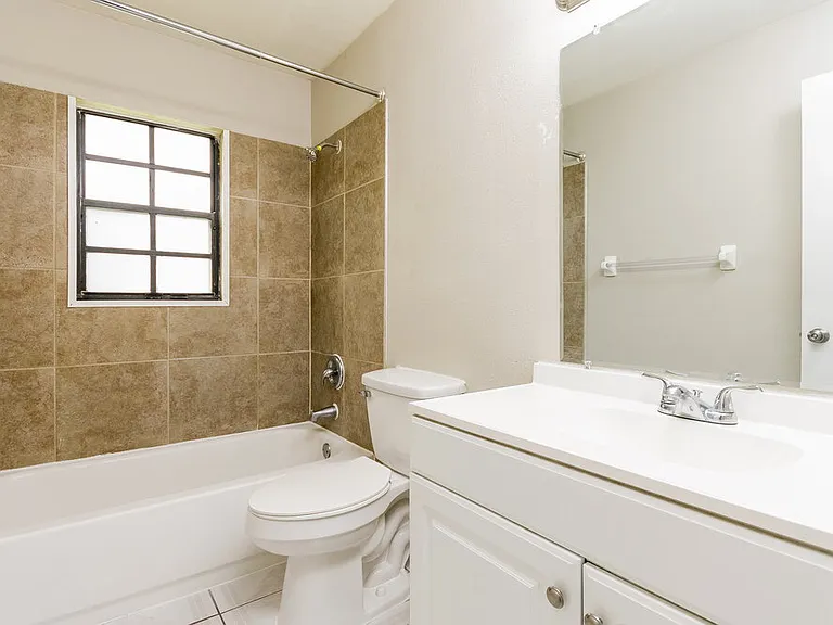 1657 Sunburst Way — Photo 15