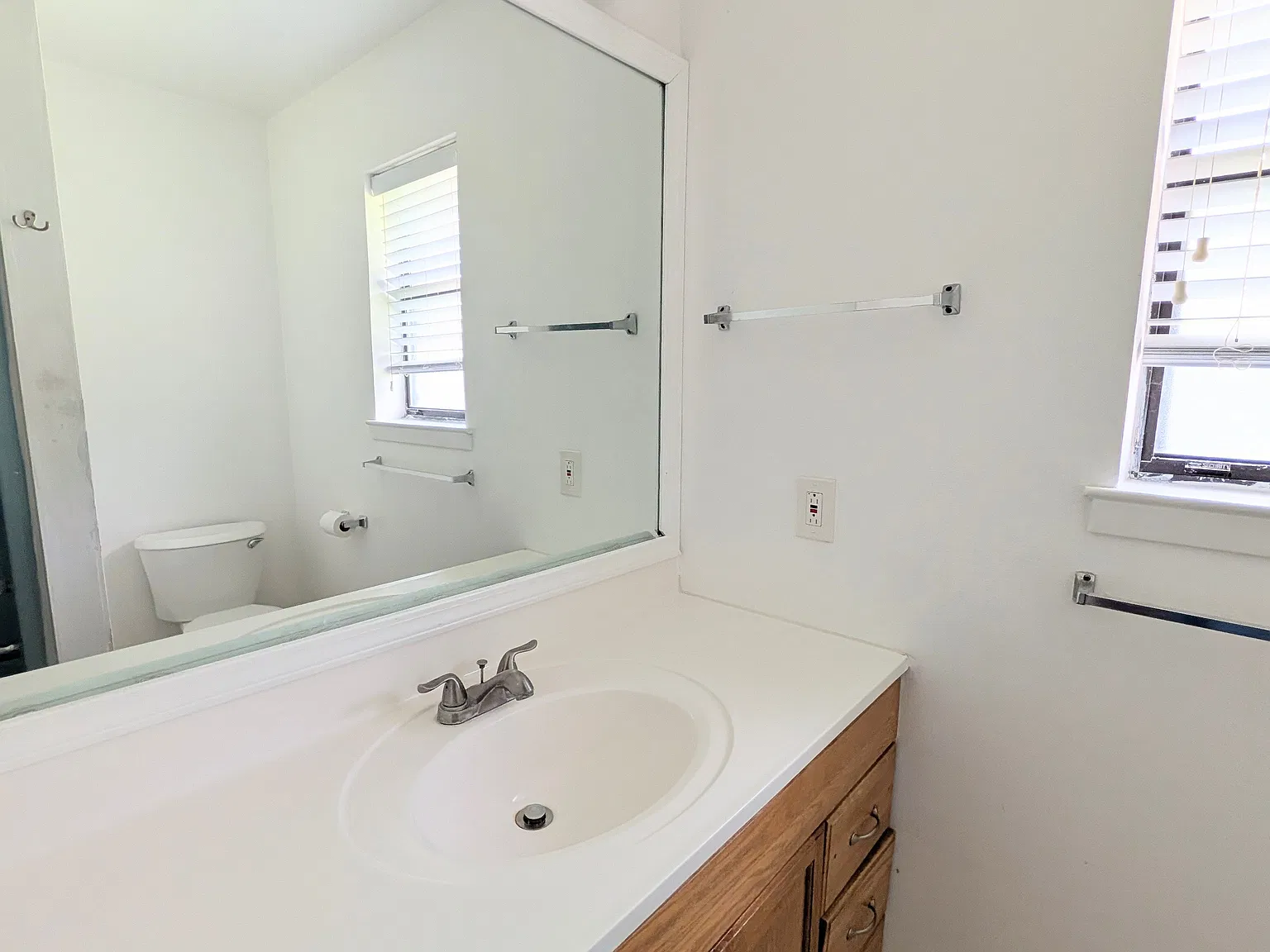 2 bed, 1132 sqft, $1,350 — Photo 4