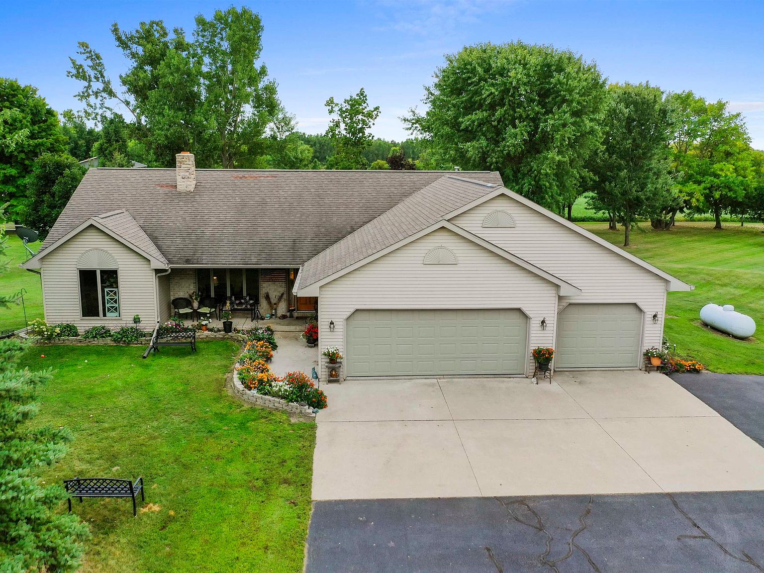 4969 Molitor Rd, Lena, WI 54139 MLS 50281222 Zillow