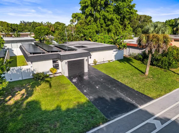 6408 Brookwood Boulevard, Tamarac, FL 33321