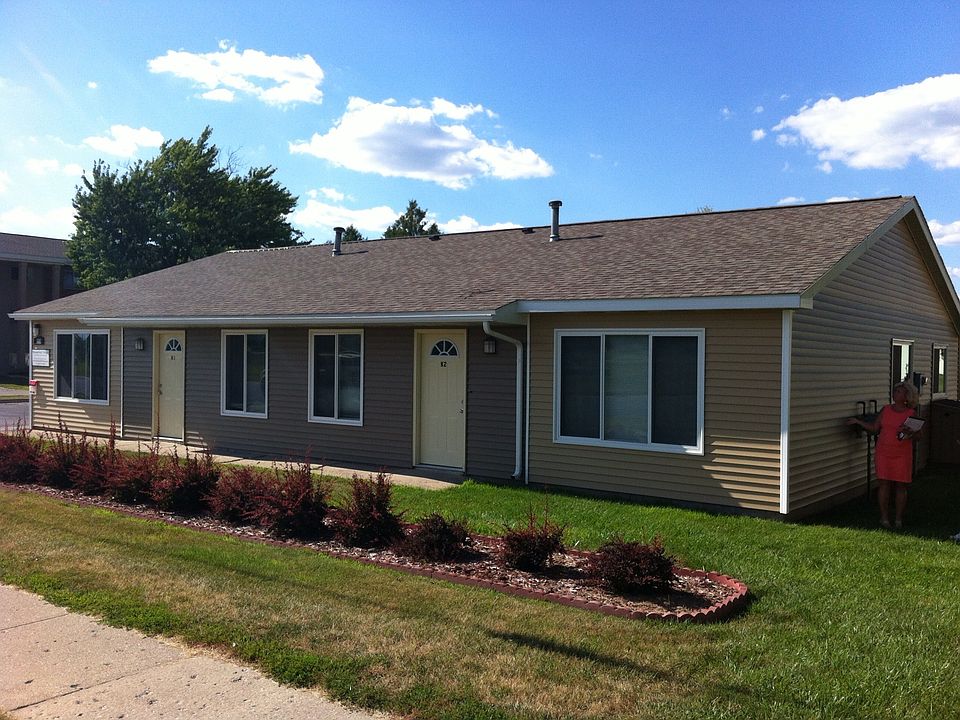 1st image of 722 W Broomfield St #10712093