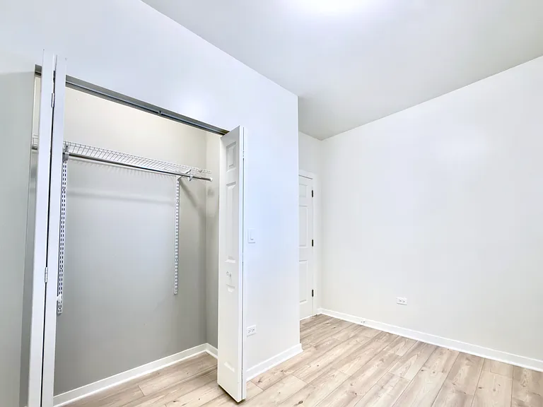 1749 W 19th St #2 — Photo 10