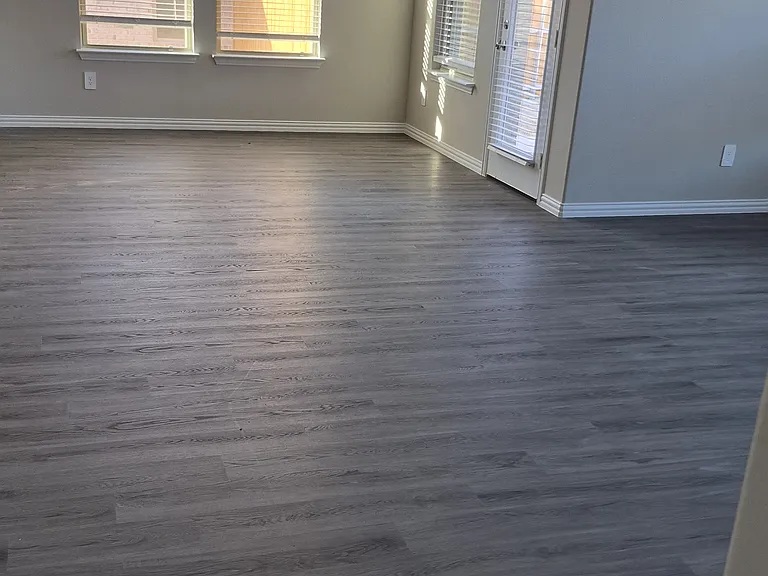 280 Cisco Trl — Photo 8