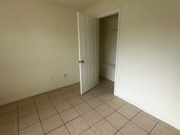3107 Cranes Cove Loop — Photo 5