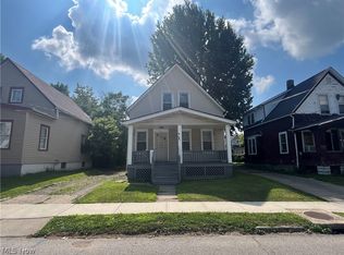 3551 W 67th St, Cleveland, OH 44102